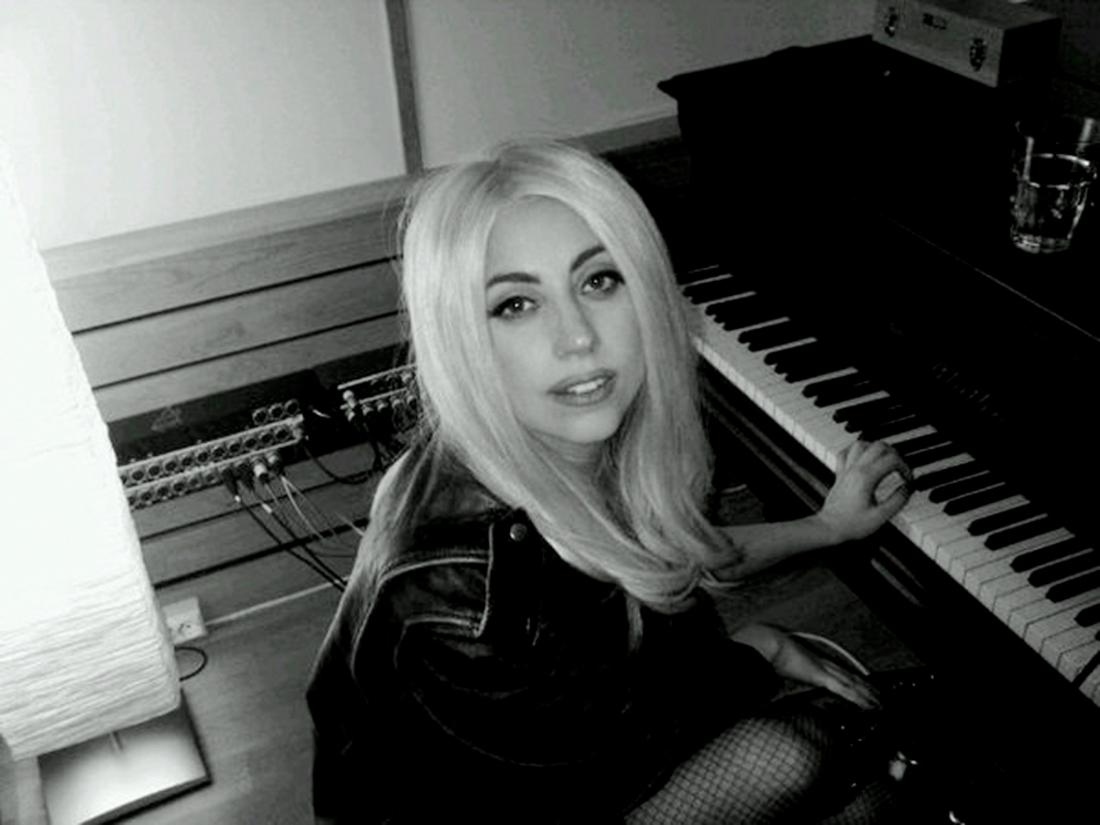 Леди Гага