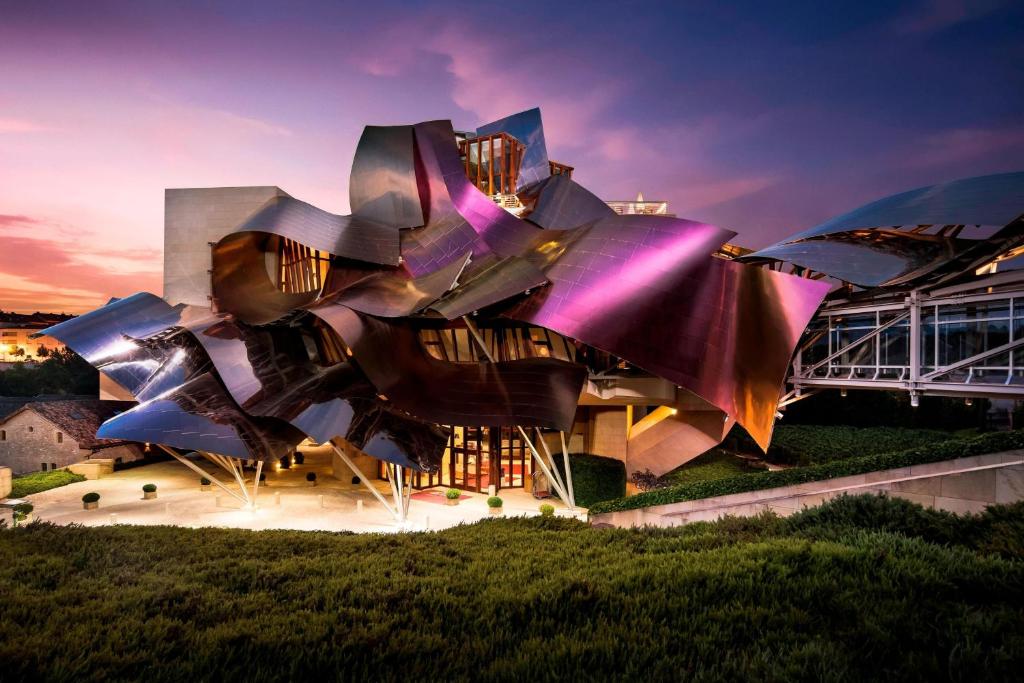 Hotel Marqués de Riscal, a Luxury Collection Hotel, Elciego, Эльсьего (актуальные цены 2024 года)