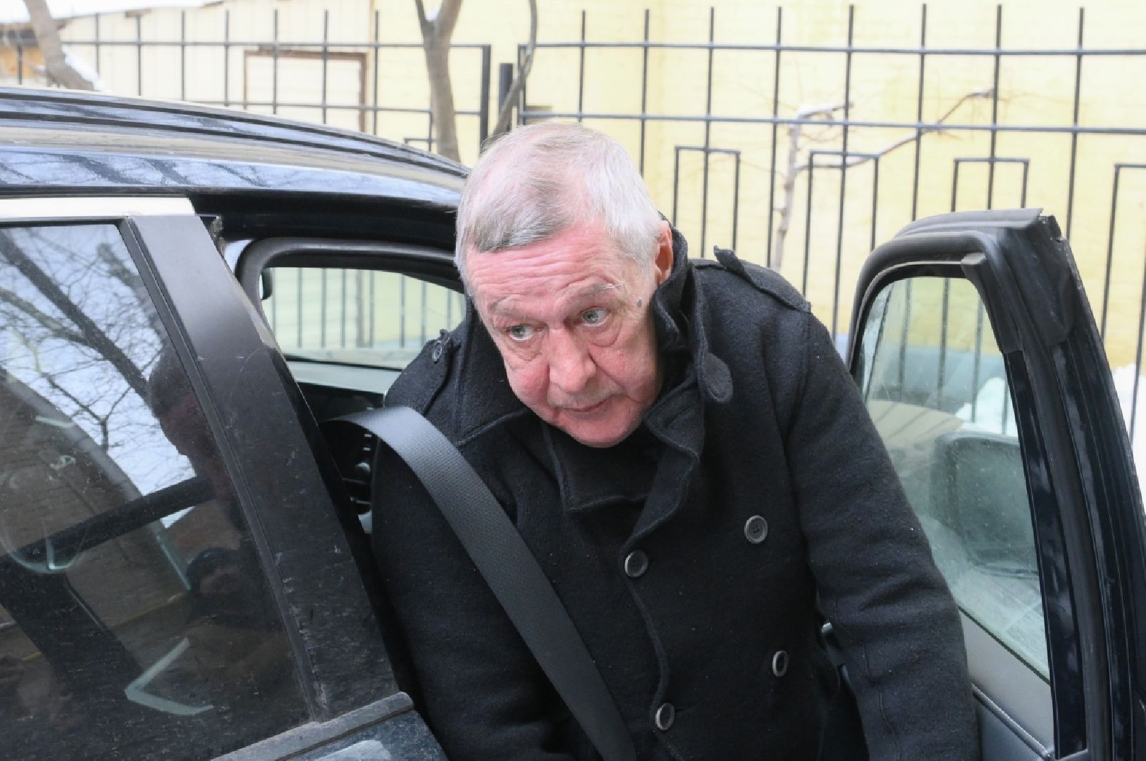 Михаил Ефремов боится выходить на улицу после УДО | Радио 1