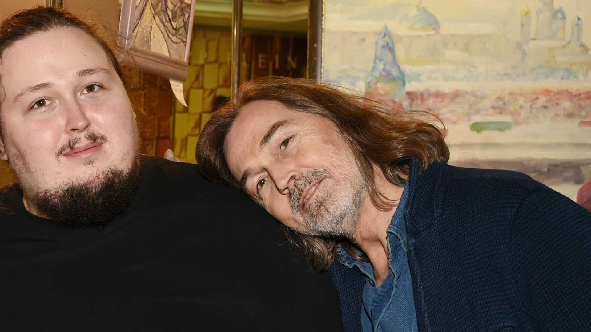 Сын Никаса Сафронова Лука признался, что мог остановить отца, попавшего в ДТП