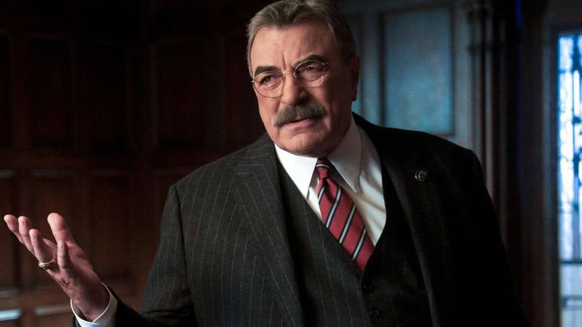 CBS одумается”: Том Селлек считает, что съемки сериала "Голубая кровь" нужно продолжать - Кинопаб