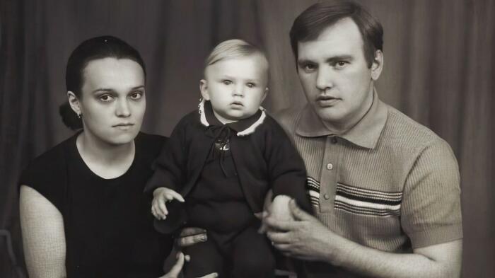 Женился на племяннице заммэра Москвы, а теперь снова ищет невесту: Как живет единственный сын Надежды Кадышевой