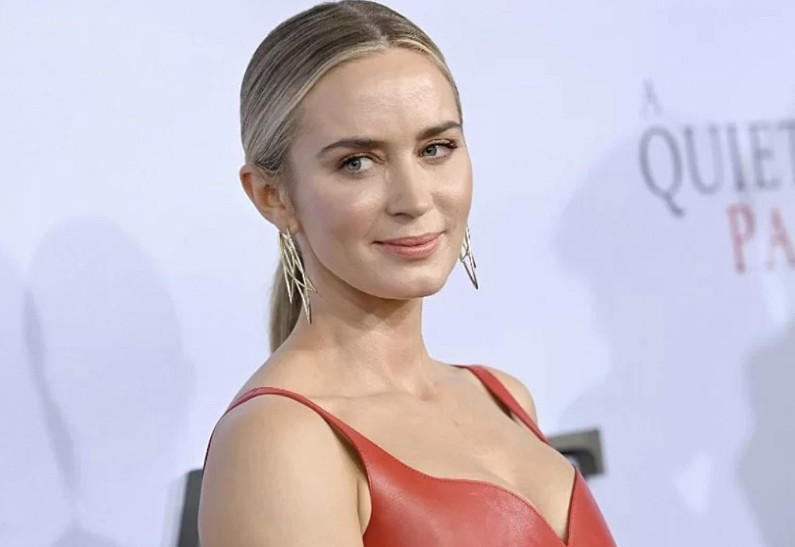 Эмили Блант желает сняться в сиквеле «Дьявол носит Prada» | OK-magazine.ru