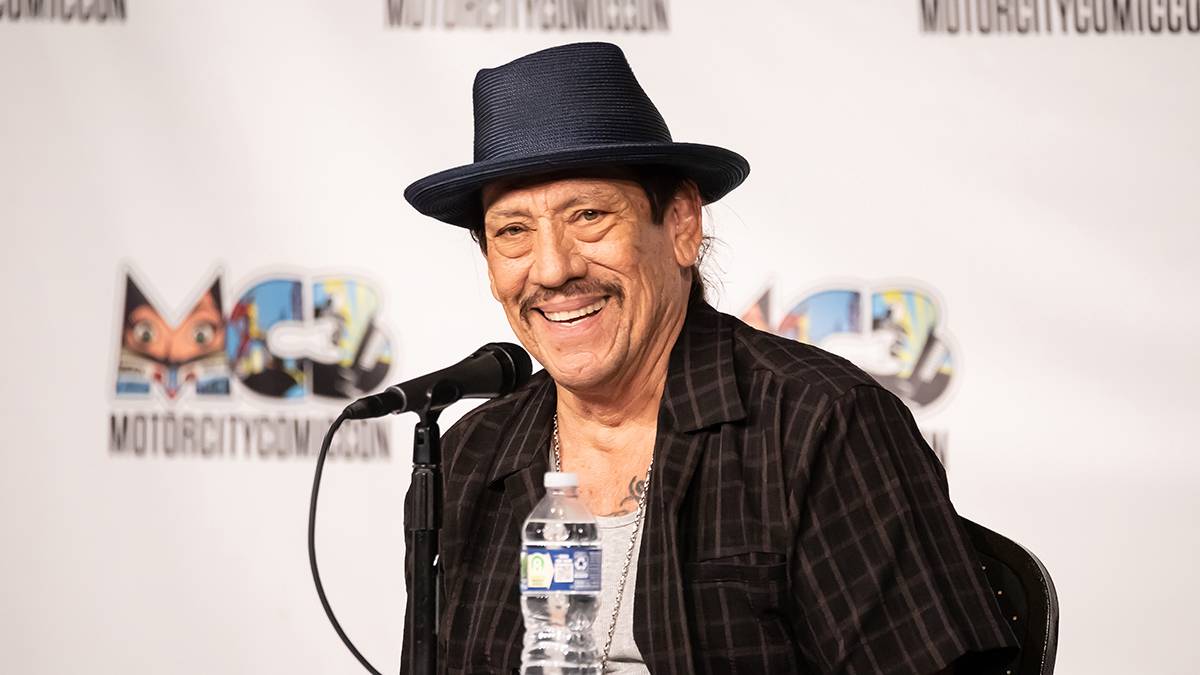 Актер Дэнни Трехо опроверг сообщения о своей смерти