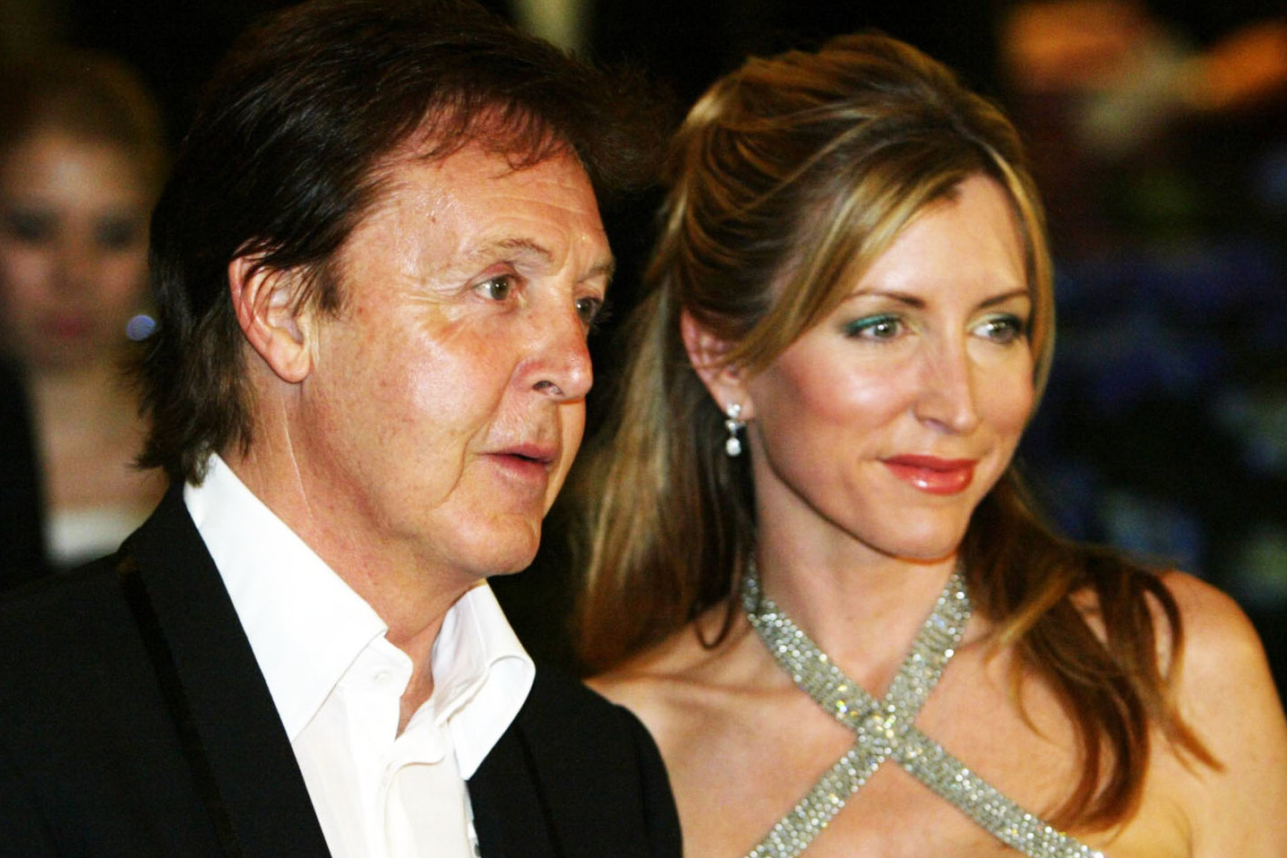 Влюблена по уши»: экс-жена Пола Маккартни выходит замуж за молодого бойфренда