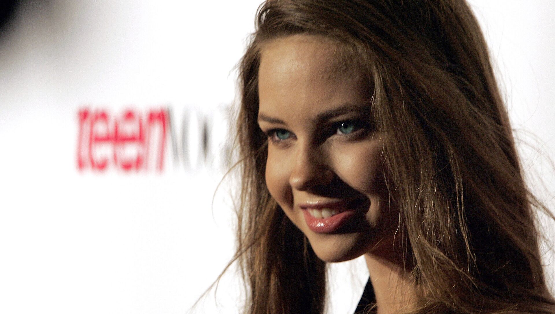 Обаятельная бестия: девочка из "Звонка" облюбовала Instagram - 02.05.2017, Sputnik Молдова