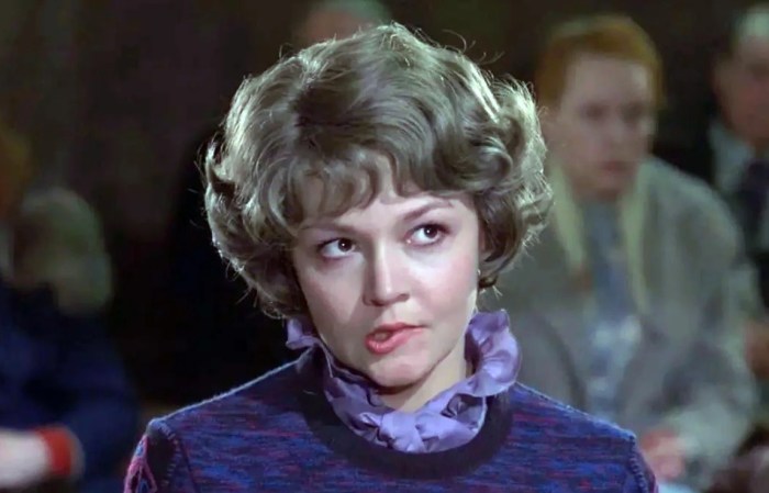 Почему звезда фильма «Экипаж» ушла из профессии: Встречи и расставания Ирины Акуловой