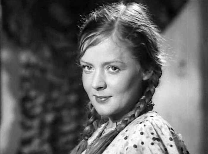 Прошла 25 лет лагерей за запретную любовь и погибла от пули в затылок: Судьба актрисы Зои Федоровой