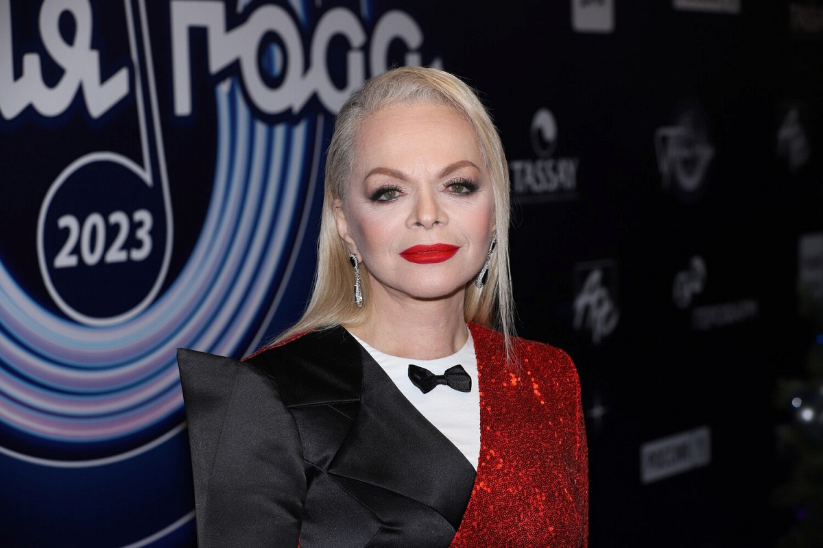 Лариса Долина отказалась покинуть квартиру до Нового года - Афиша Daily