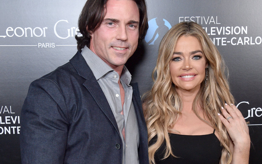 Дениз Ричардс 49: Как сейчас выглядит звезда "Звёздного десанта". Metro