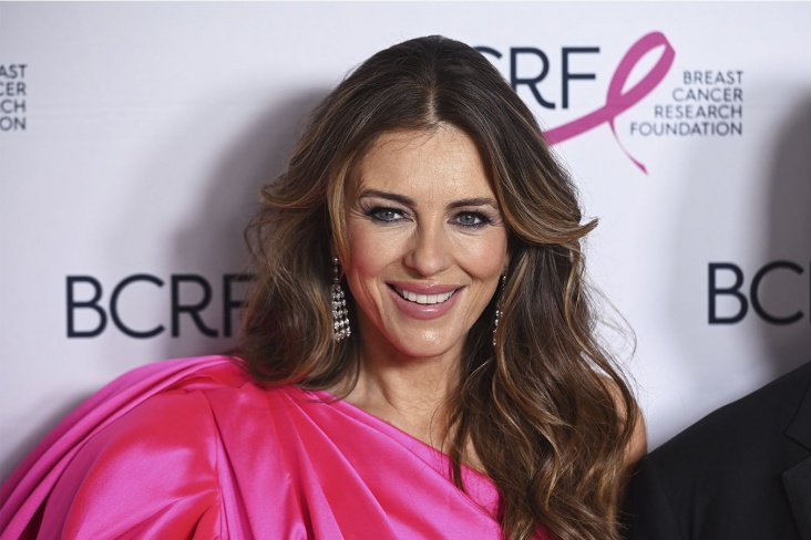 Стакан соли и картофель: 58-летняя Элизабет Хёрли тратит $ 4 тыс. на детокс-программу - Чемпионат