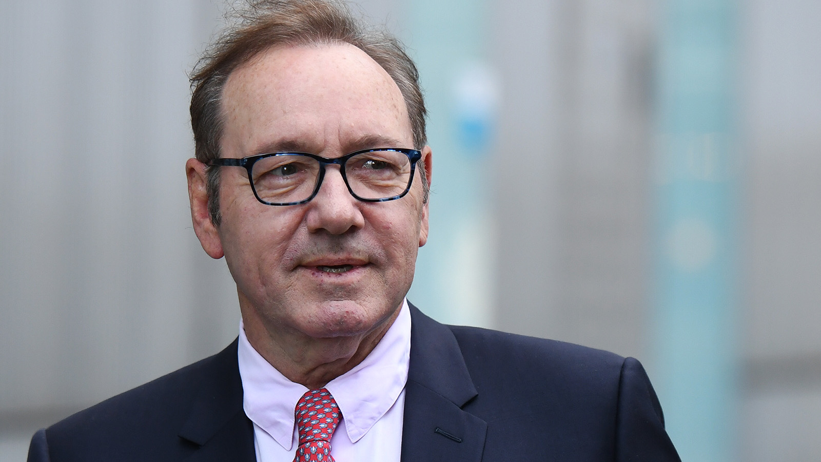 Кевин Спейси сыграл в конспирологическом триллере «Пробуждение» | Forbes Life