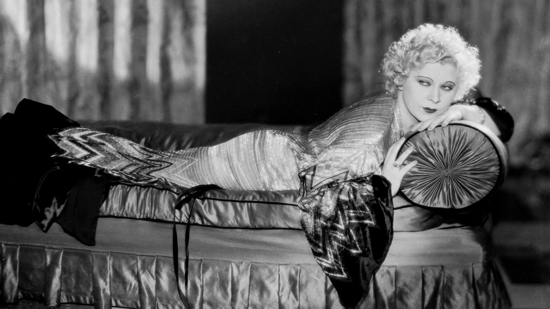 Мэй Уэст (Mae West) биография, фото, личная жизнь | Узнай Всё