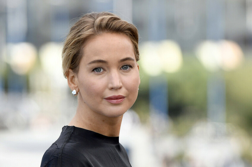 Дженнифер Лоуренс рассказала об унизительных съемках с Робертом Паттинсоном - WomanHit