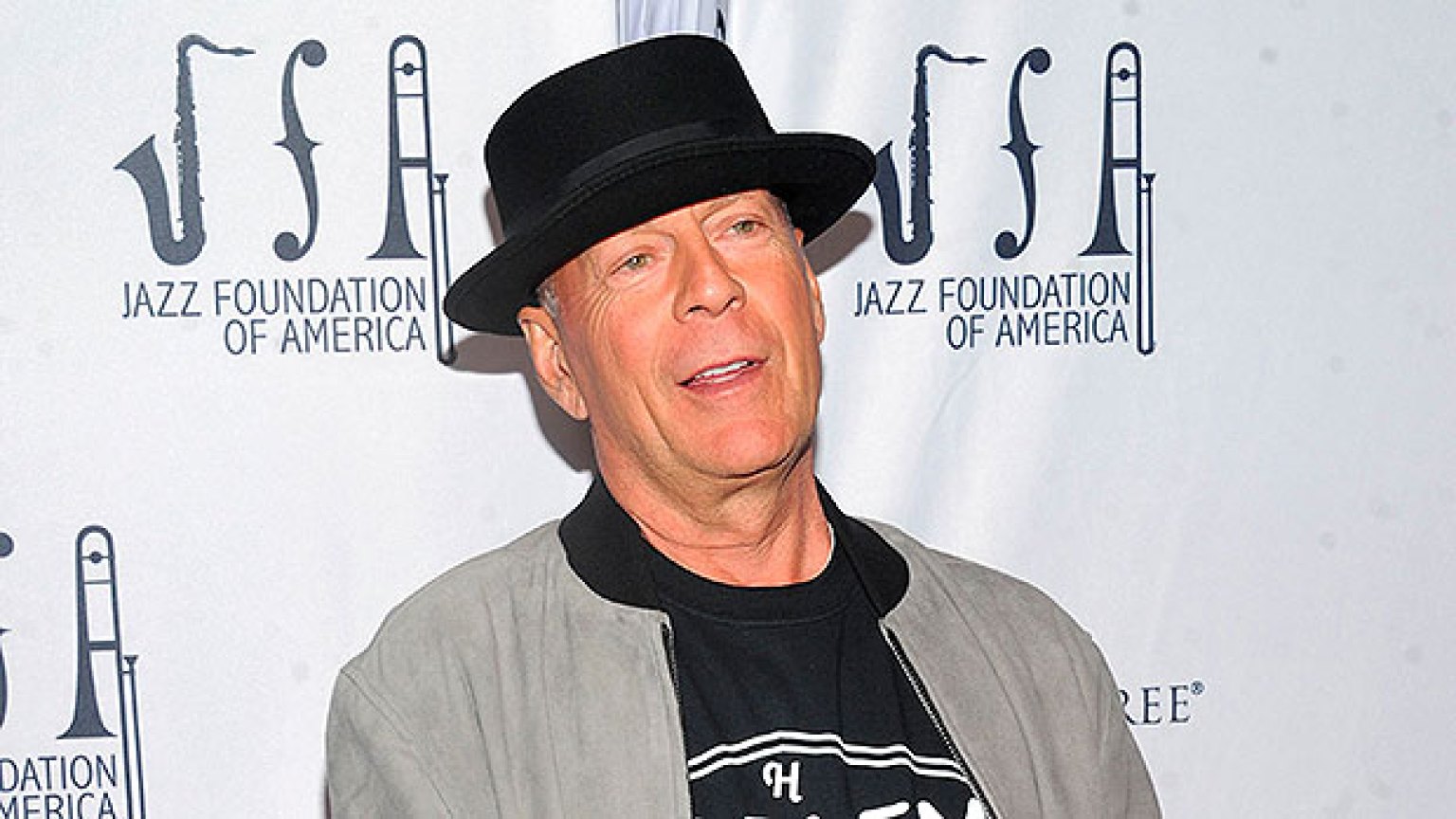 Брюс Уиллис