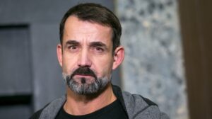 Дмитрий Певцов