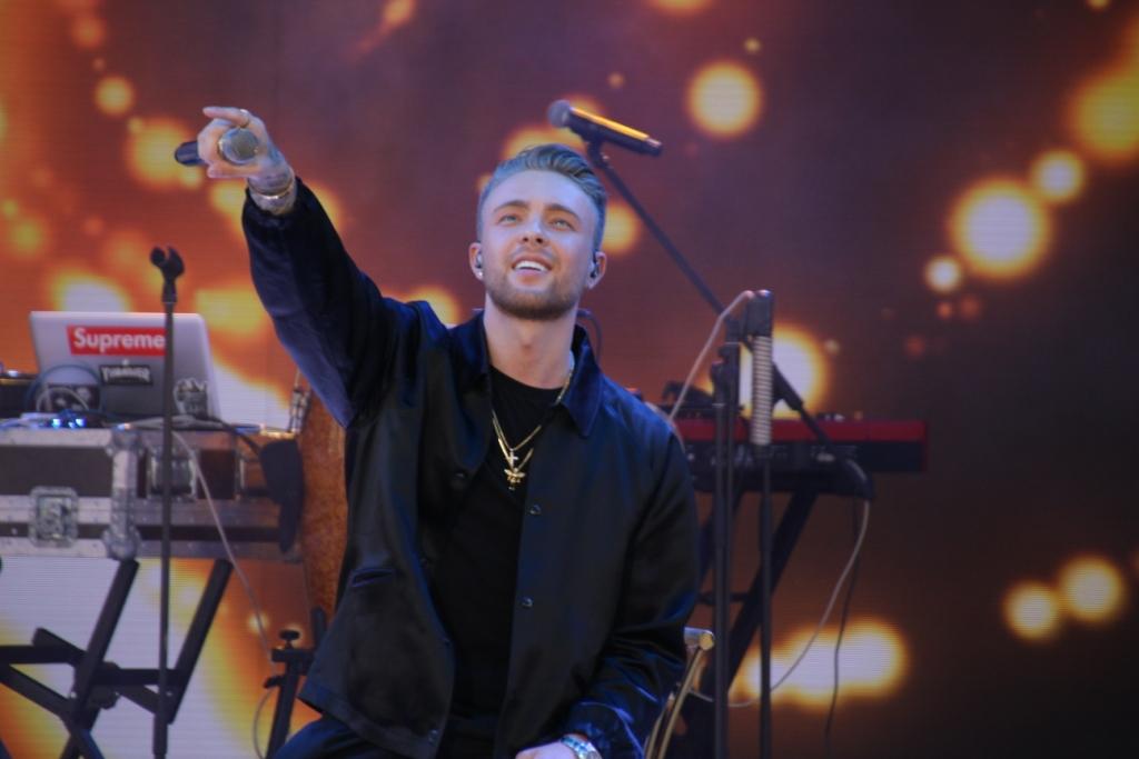 Егор Крид ругался на сцене | WORLD PODIUM