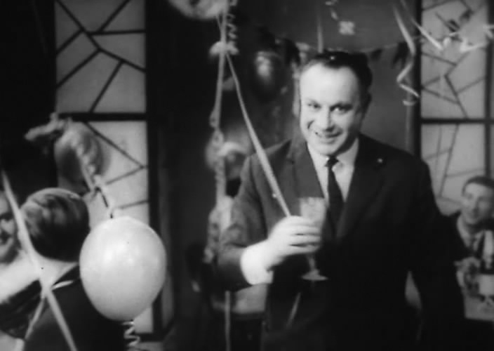 Александр Менакер