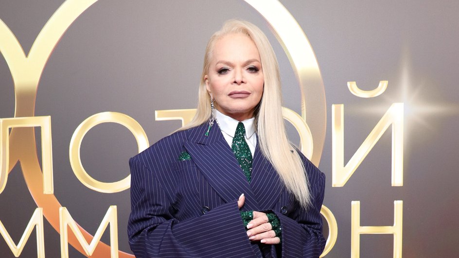 Лариса Долина