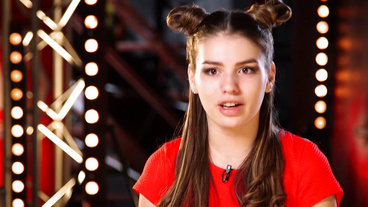 Непростое детство и новая жизнь