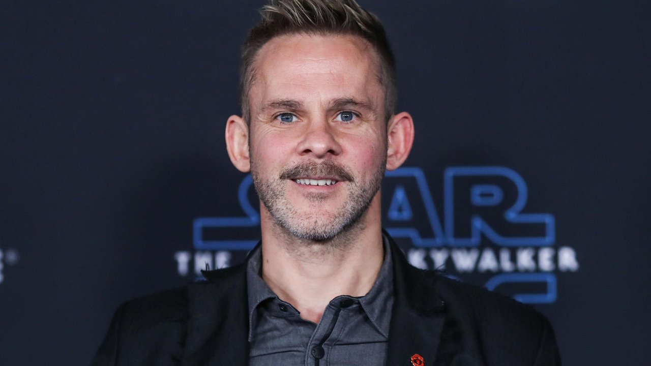 Доминик Монаган