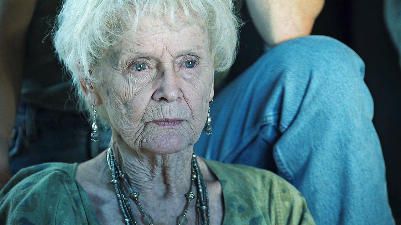 Вы не узнаете эту красавицу! Как выглядела в молодости пожилая актриса из «Титаника» - Рамблер/кино