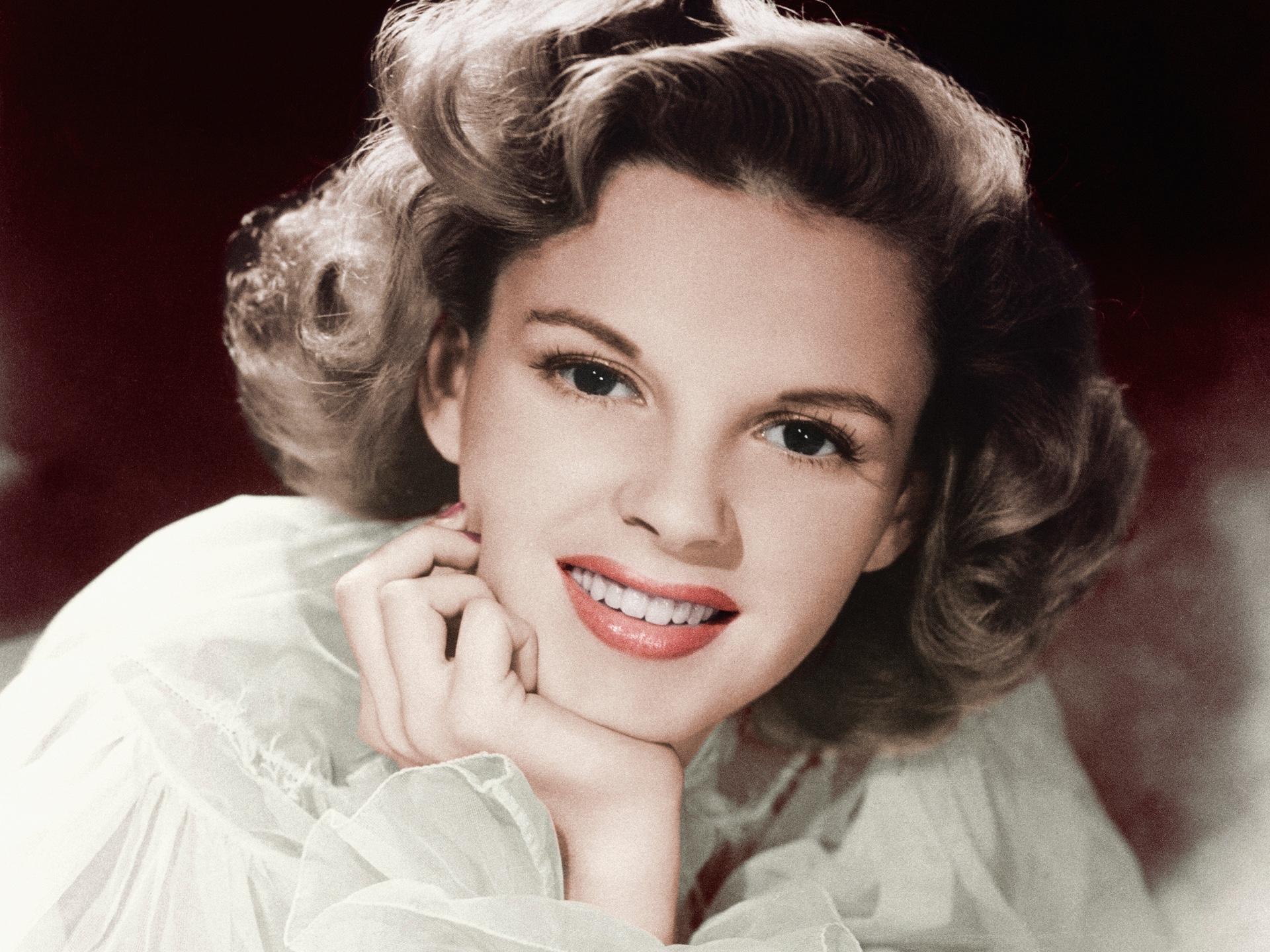 Трагическая судьба Джуди Гарленд — самой красивой и несчастной голливудской дивы | MARIECLAIRE