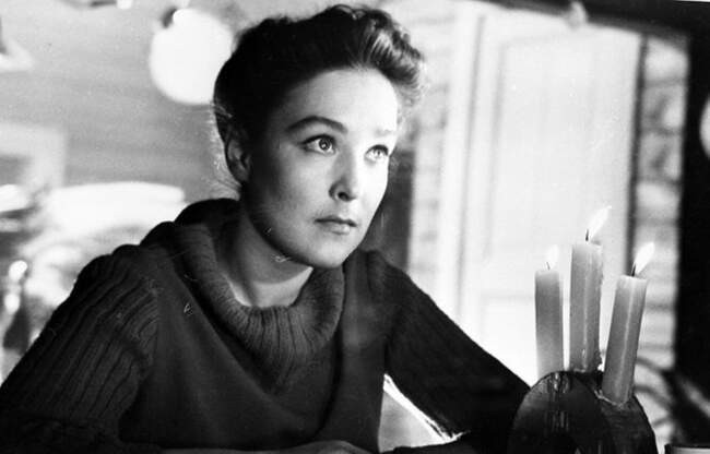 Взлеты и падения Александры Завьяловой: как неосмотрительный поступок звезды фильма «Тени исчезают в полдень» едва не разрушил ее карьеру | homsk