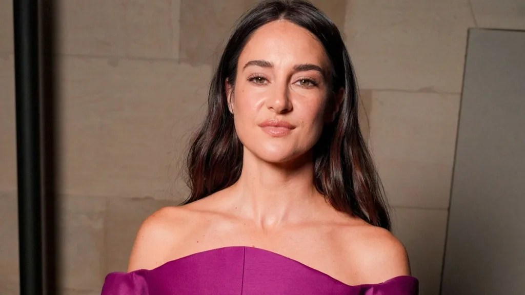 Шейлин Вудли: вложения в косметику