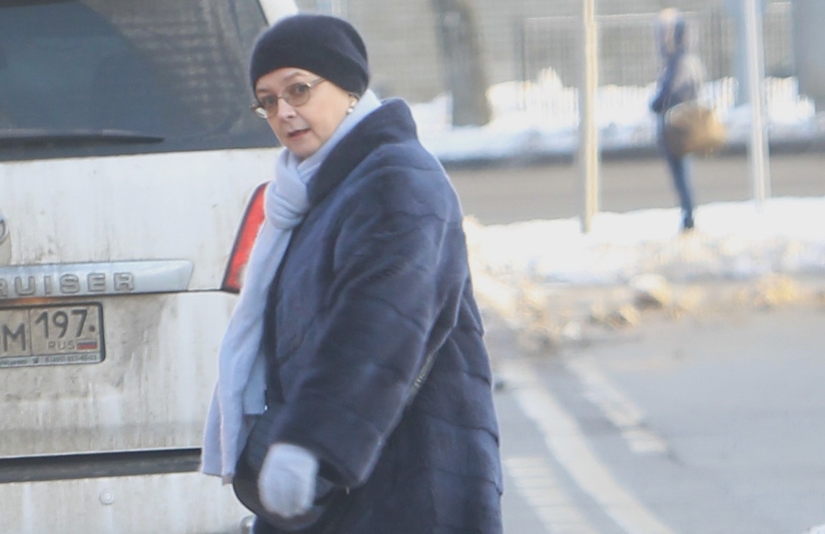 Остались только большие грустные глаза»: Александру из фильма «Москва слезам не верит» едва узнают