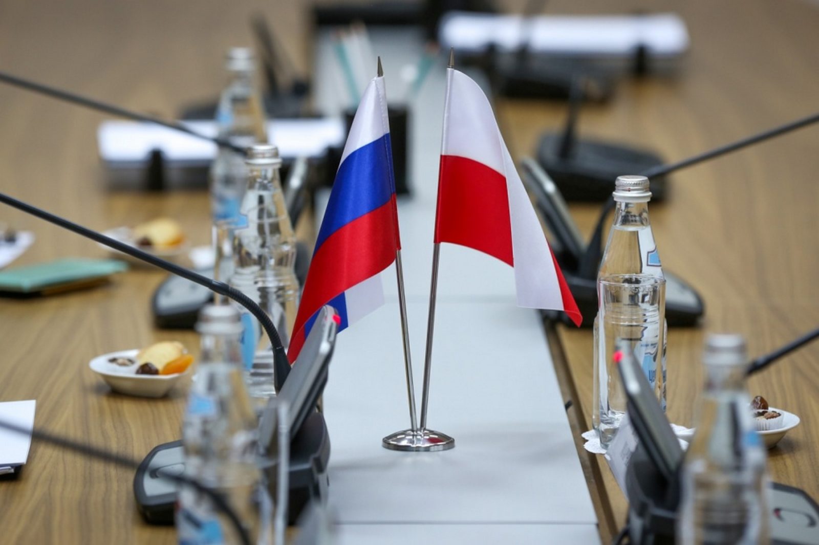 Польша-Россия: конфликт несовместимых идентичностей — Riddle Russia